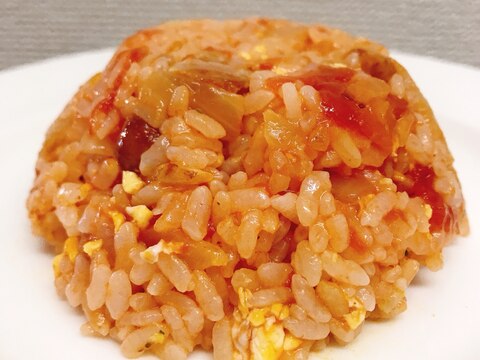 赤チャーハン（トマト炒飯）